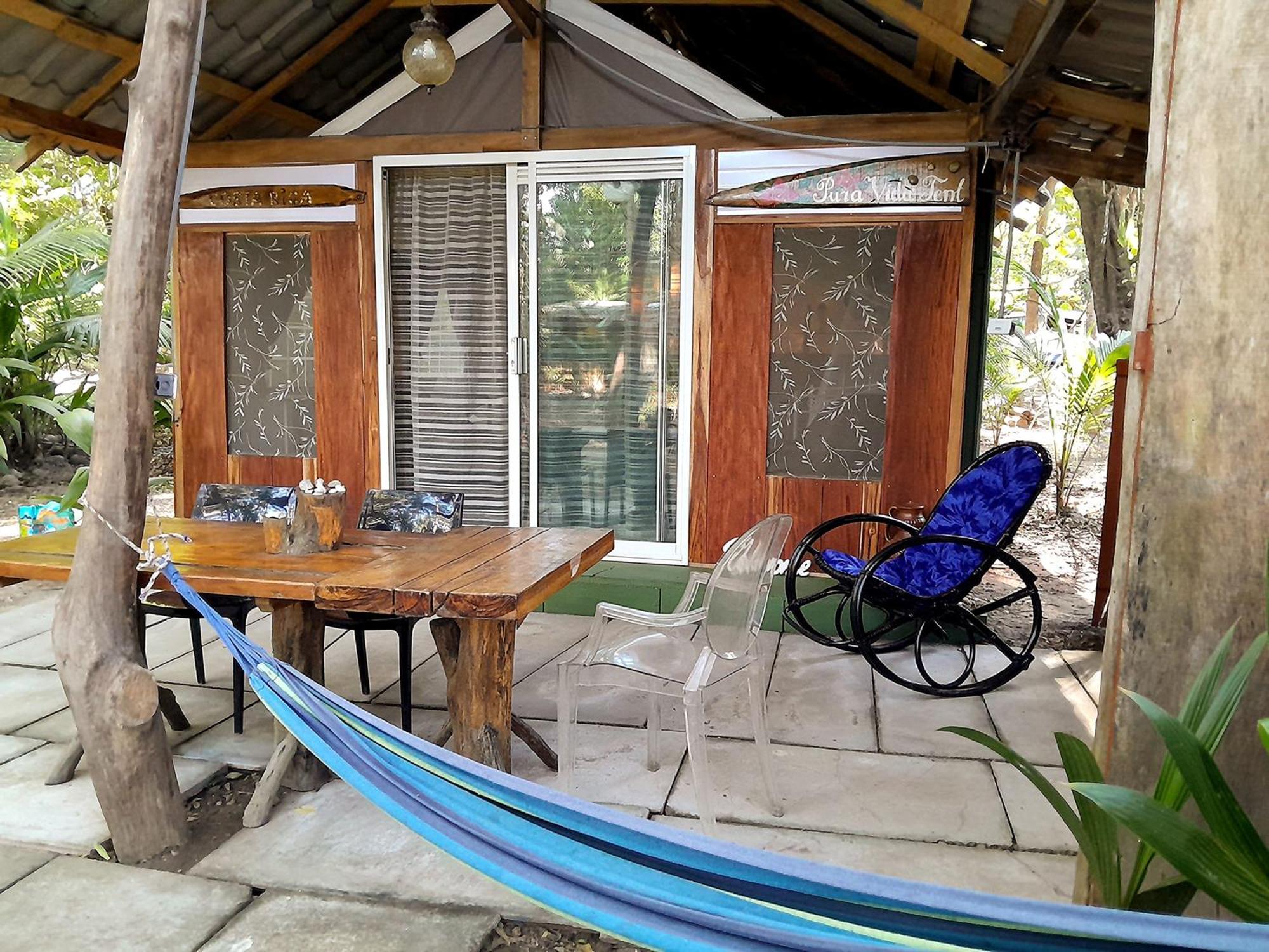 Fully Furnished Family Jungle Tent, Latino Glamping Пакера Экстерьер фото